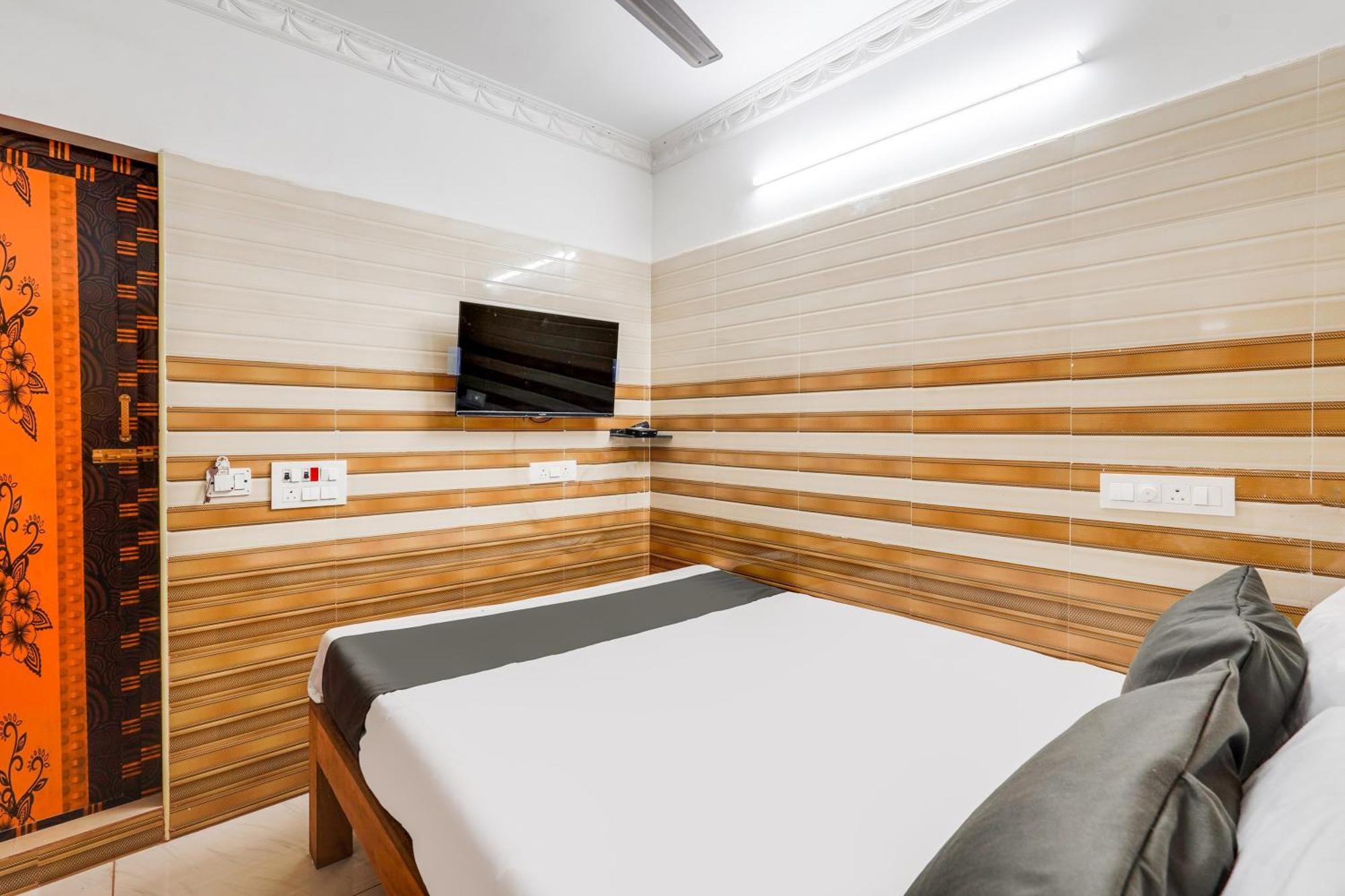 Super Hotel O Sharmila Guest House Kottakuppam Eksteriør bilde