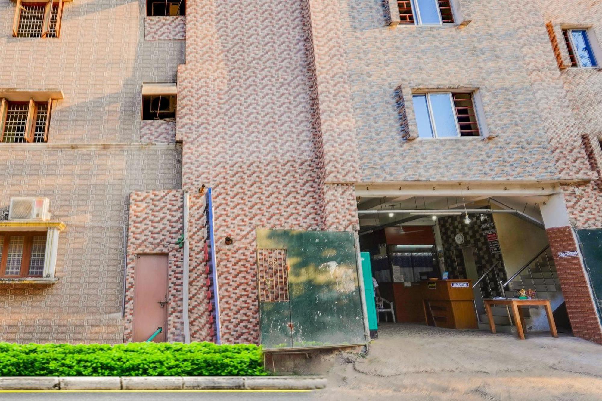 Super Hotel O Sharmila Guest House Kottakuppam Eksteriør bilde
