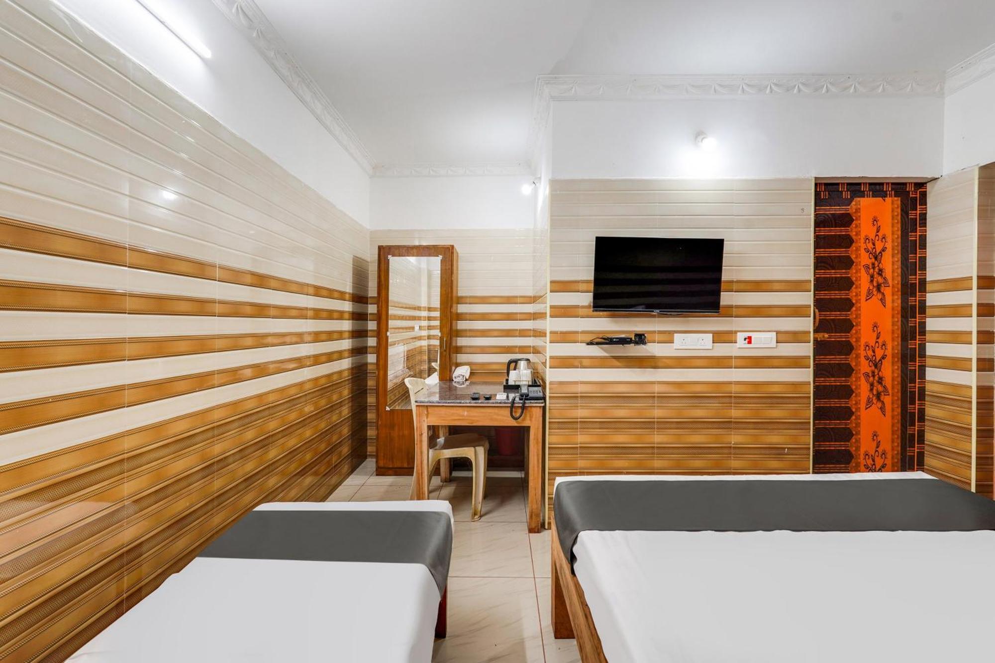 Super Hotel O Sharmila Guest House Kottakuppam Eksteriør bilde